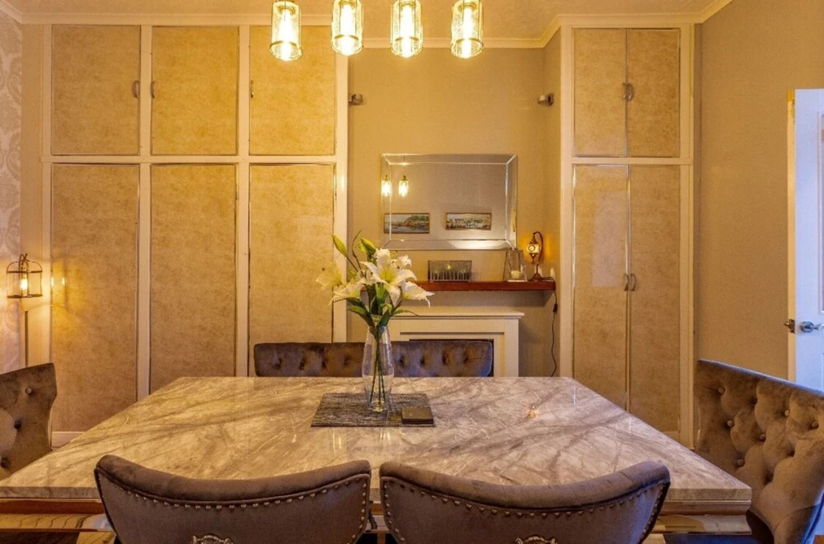 Warm and Welcoming Villa, Perfect Home From Home