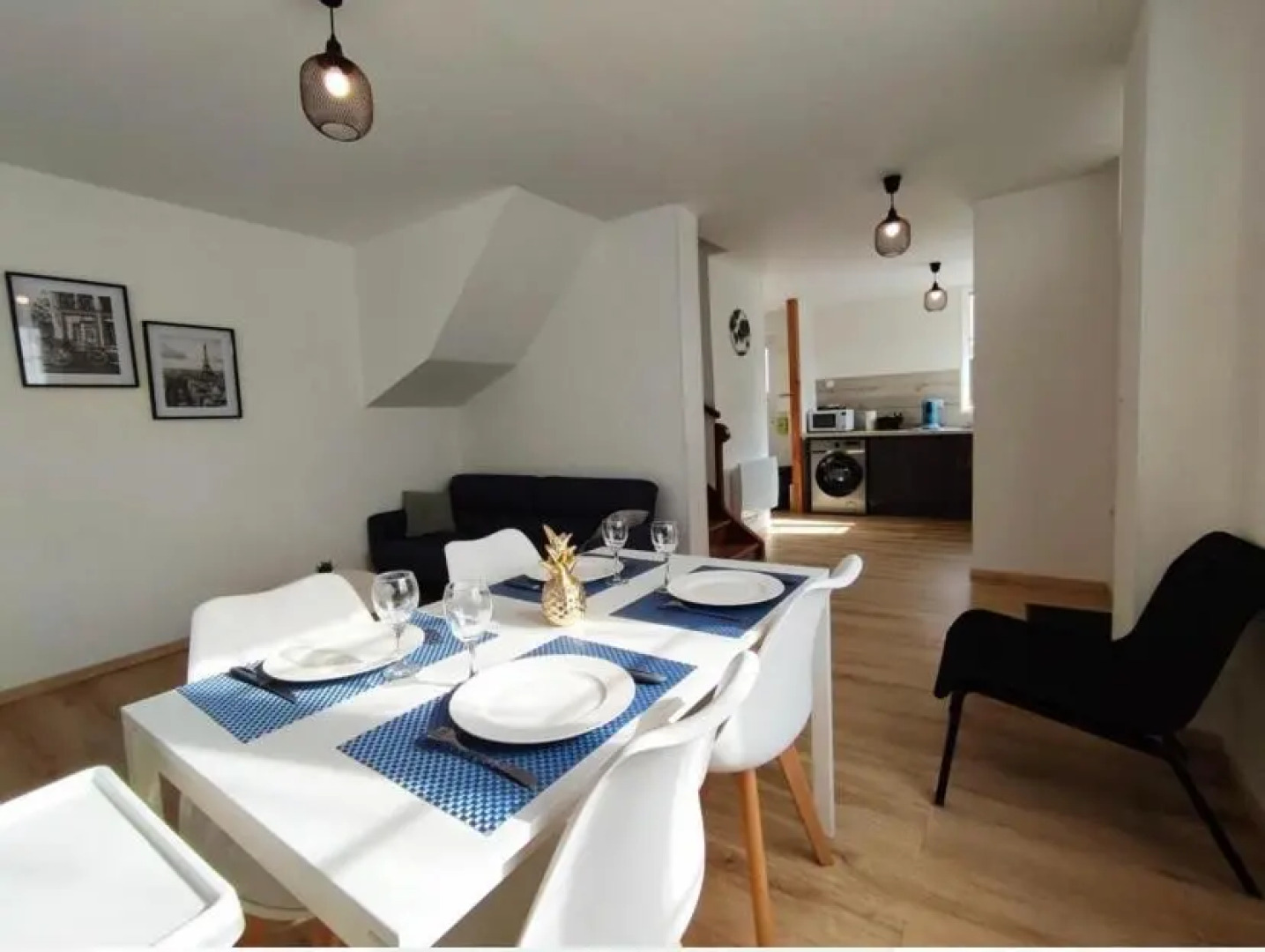 Agréable maison de ville avec parking gratuit