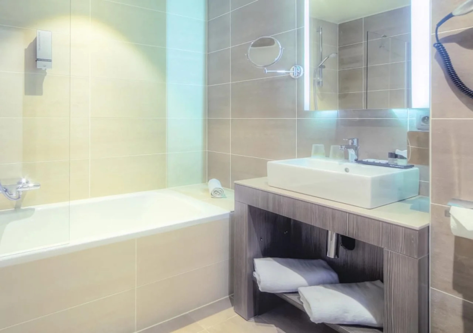 B&B HOTEL Mons Centre