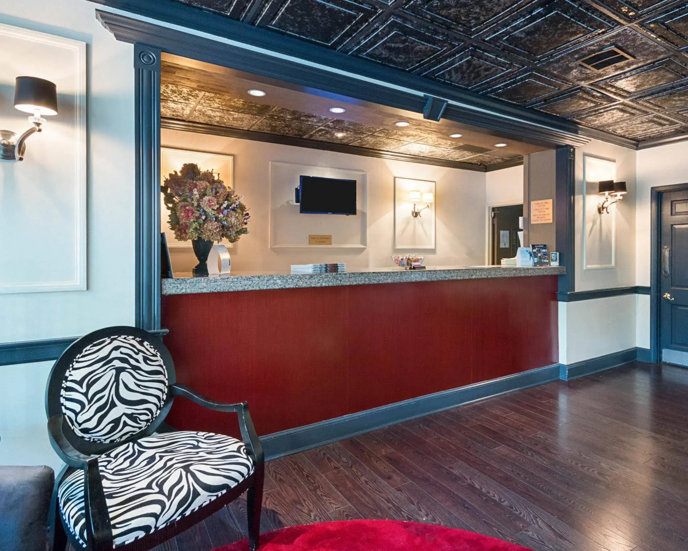 New Hope Inn & Suites