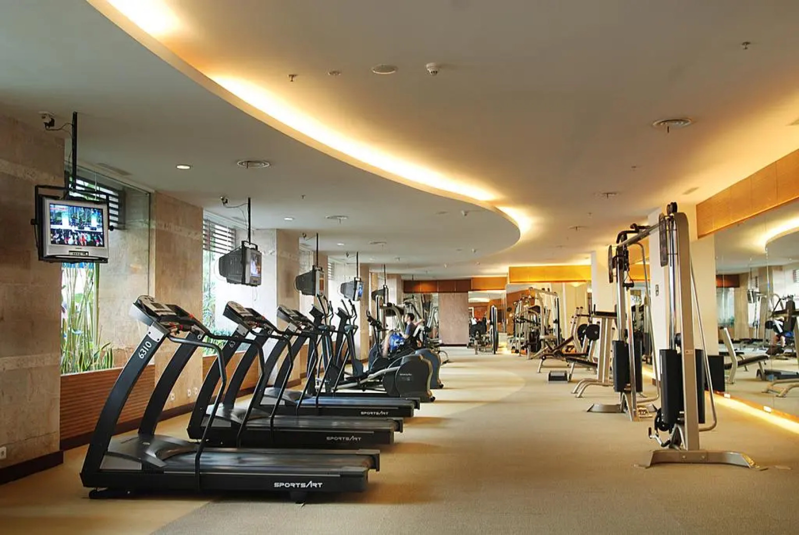 Novotel Jakarta Mangga Dua Square Hotel