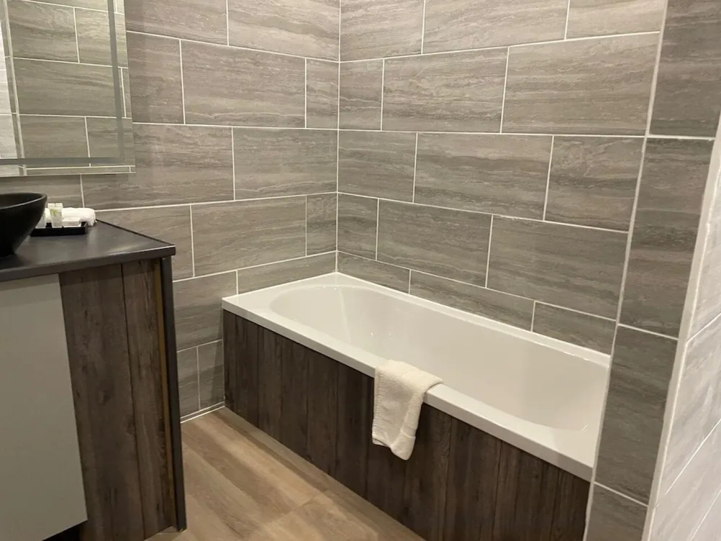 The Waterfront Lodges