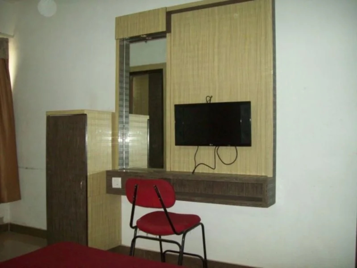 OYO 5904 Hotel Midway Inn