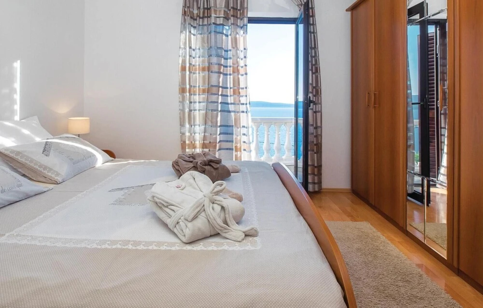 Amazing Home in Omis With Sauna, Wifi and 6 Bedrooms