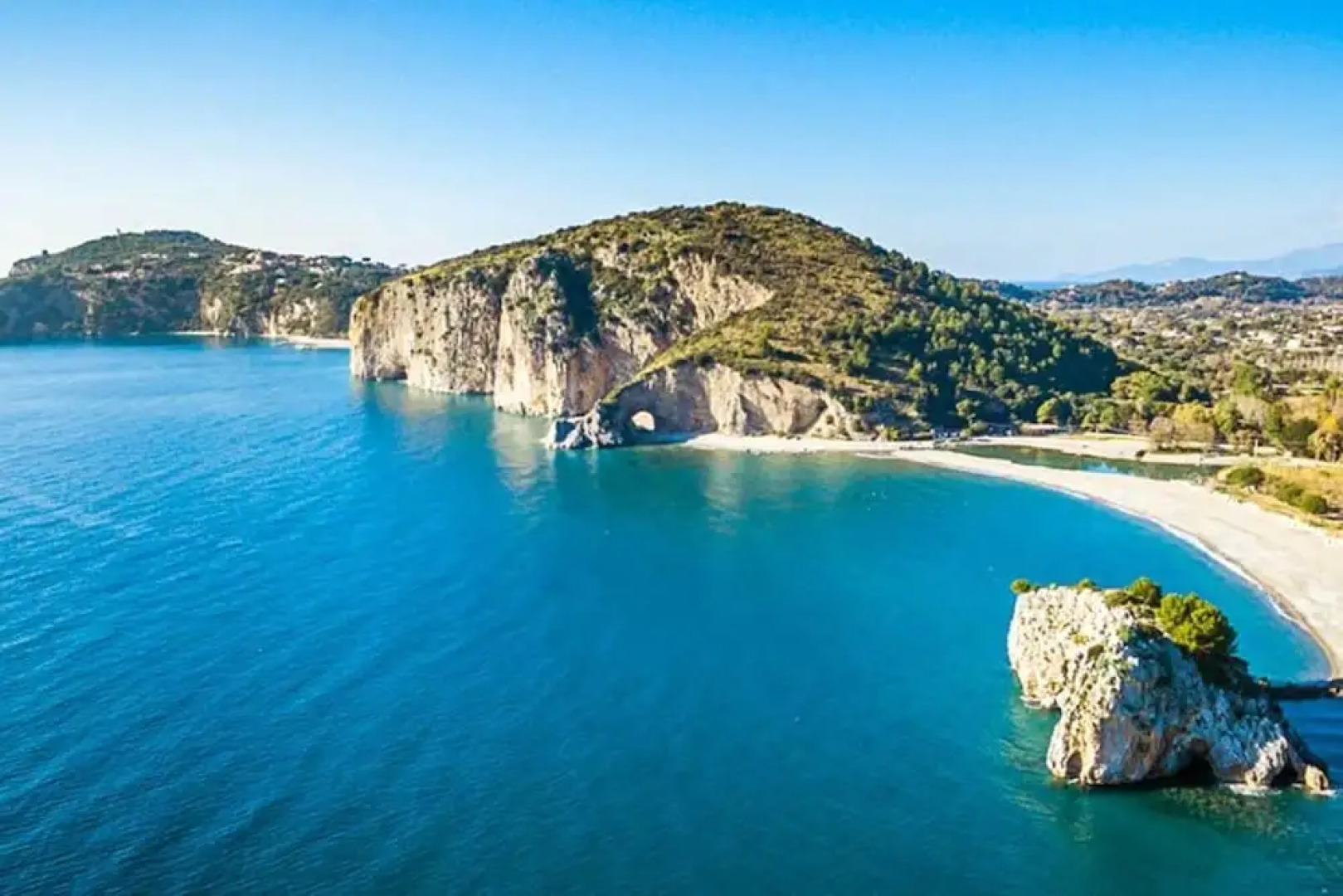 Apartment With 2 Bedrooms In Pisciotta With Furnished Terrace 200 M From The Beach