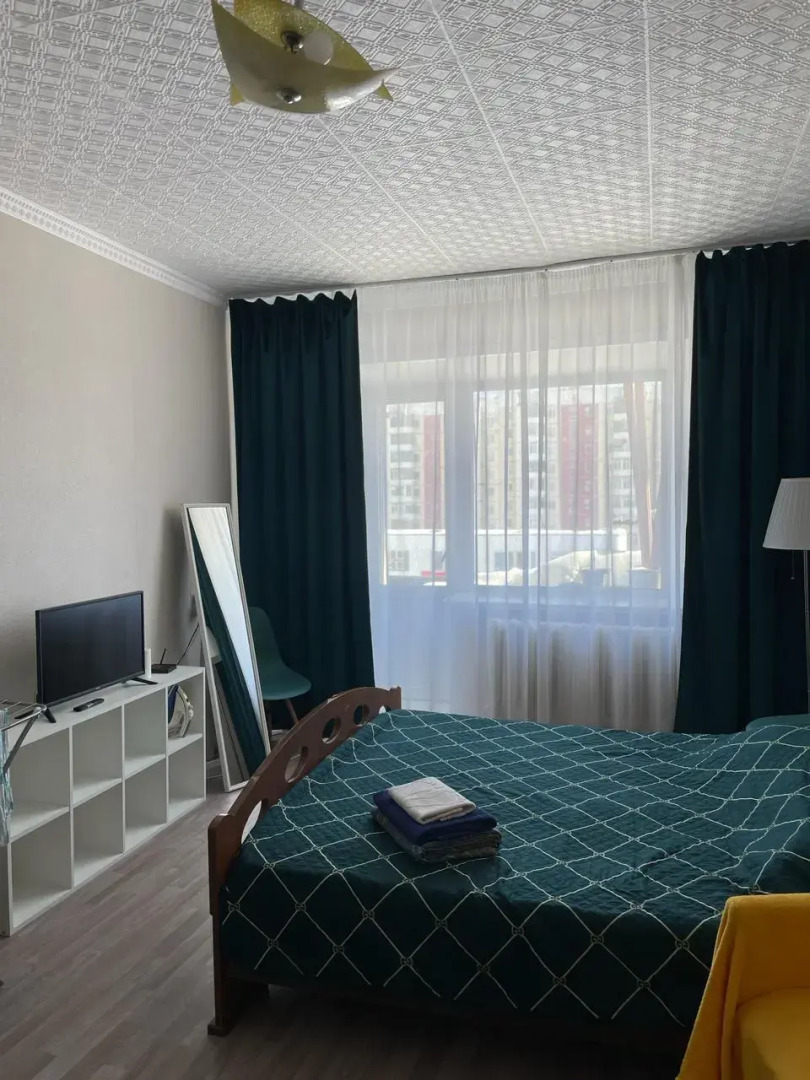 Апартаменты на проспекте Дружбы Народов 15/1