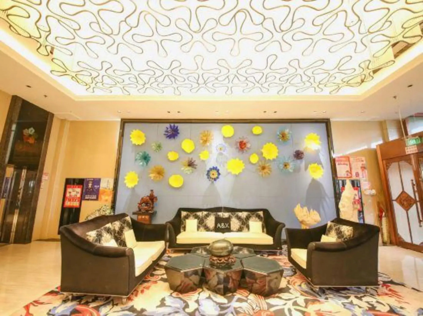 Blossoming Quality Hotel