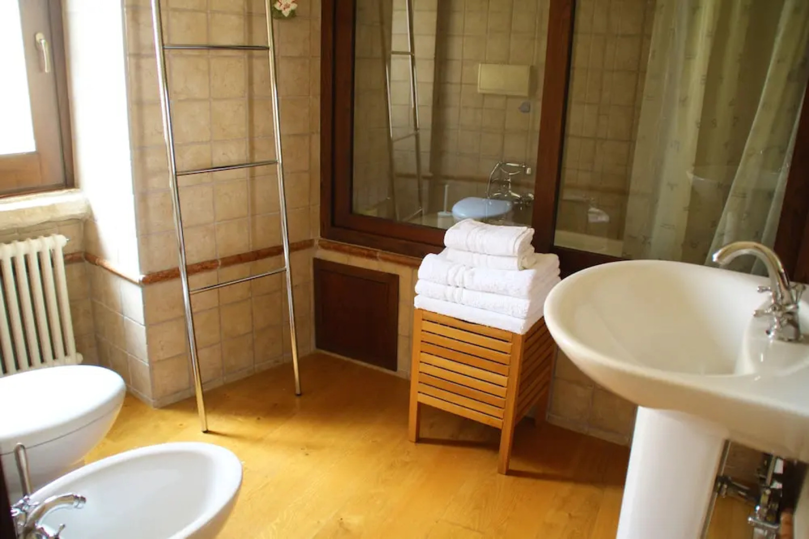 Francis' Guest House