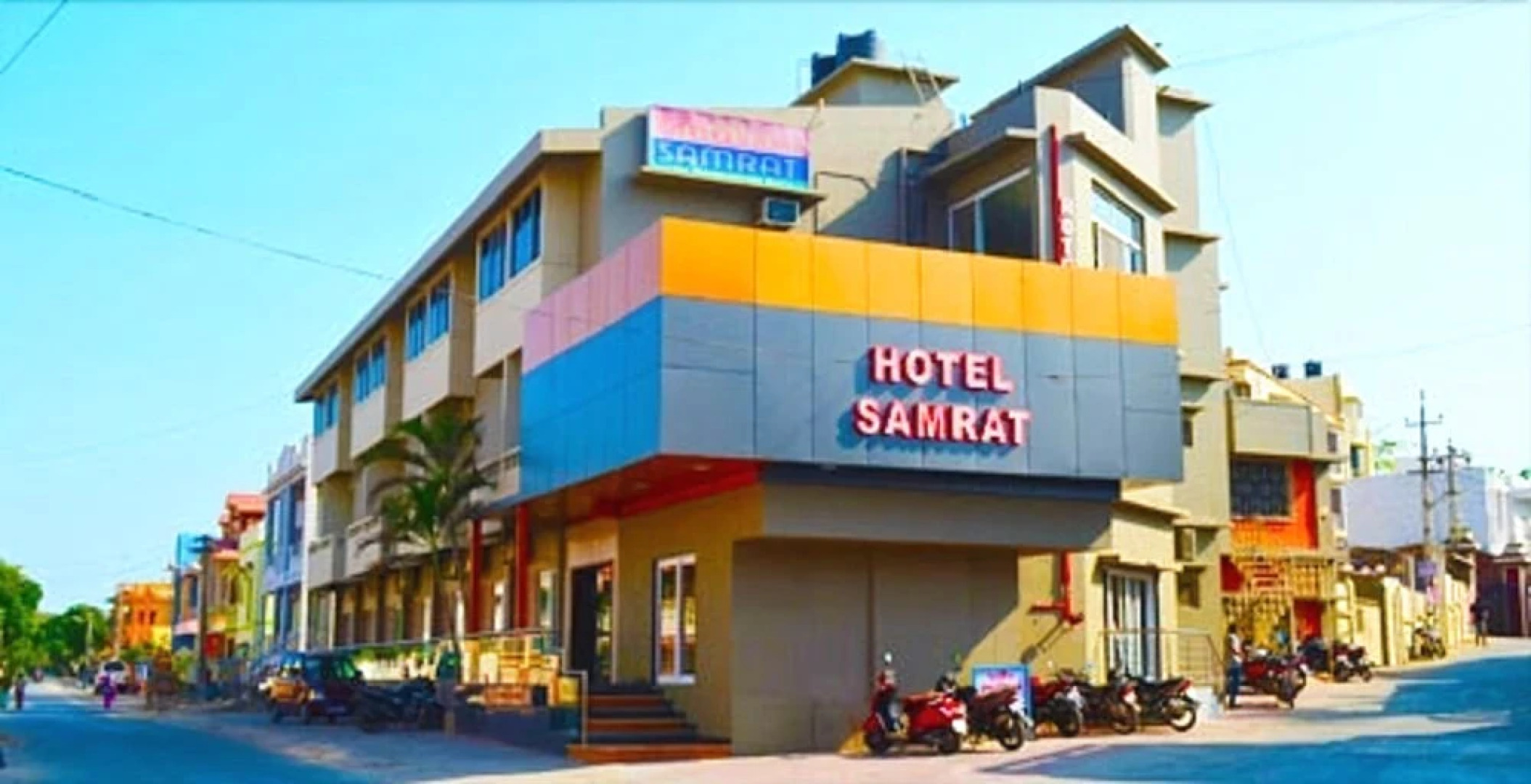 Hotel Samrat