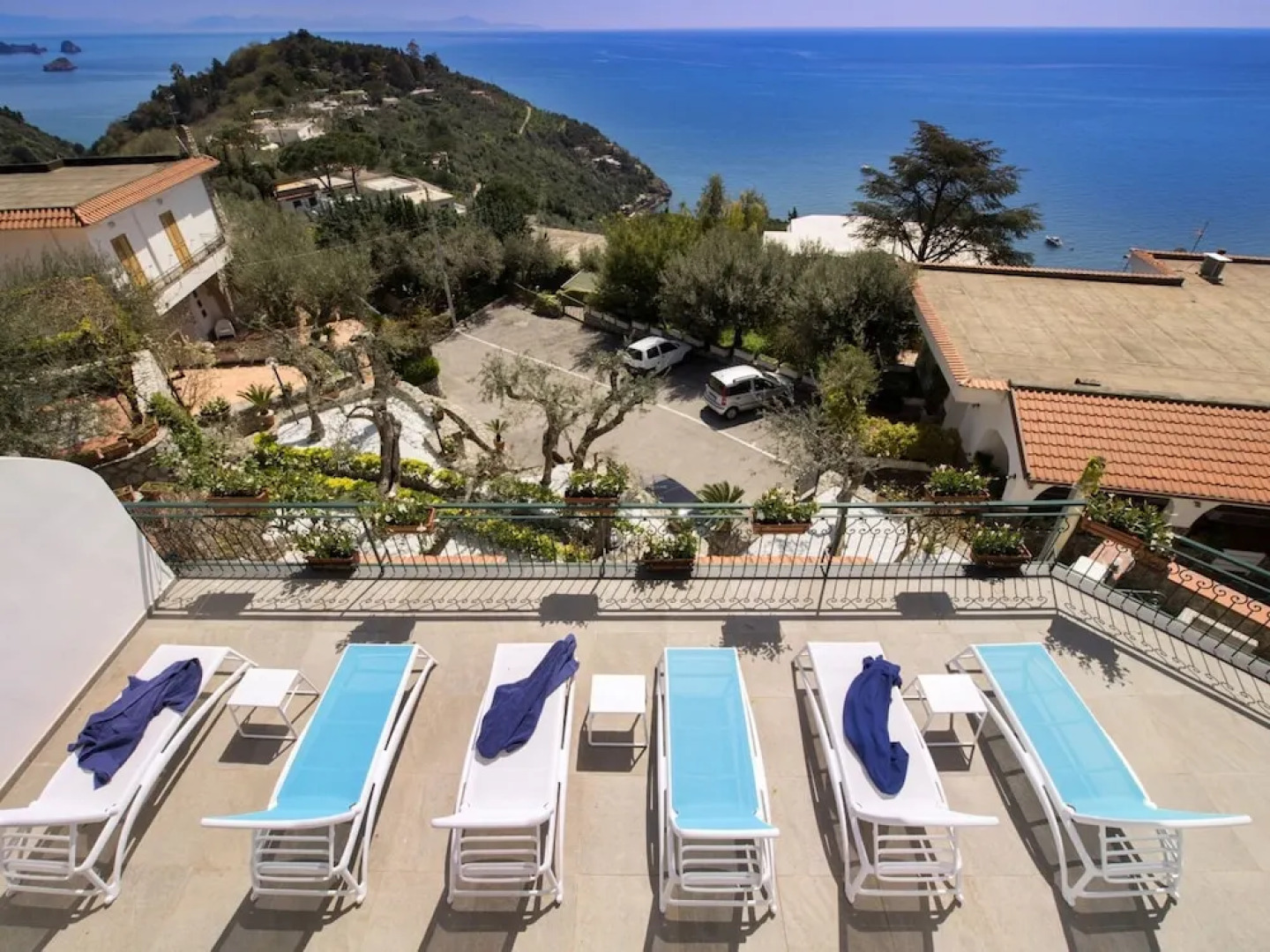 Beautiful Villa with Pool And Fantastic Sea View in the Enchanting Amalfi Coast