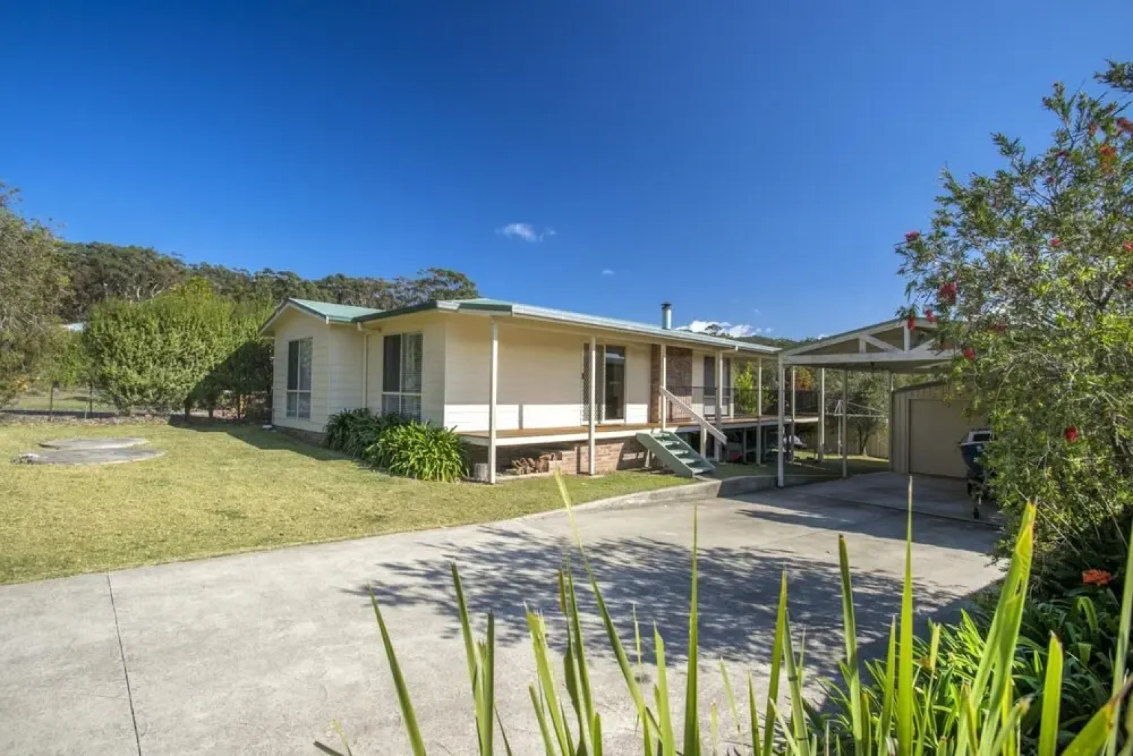 12 Forest Road in Kioloa