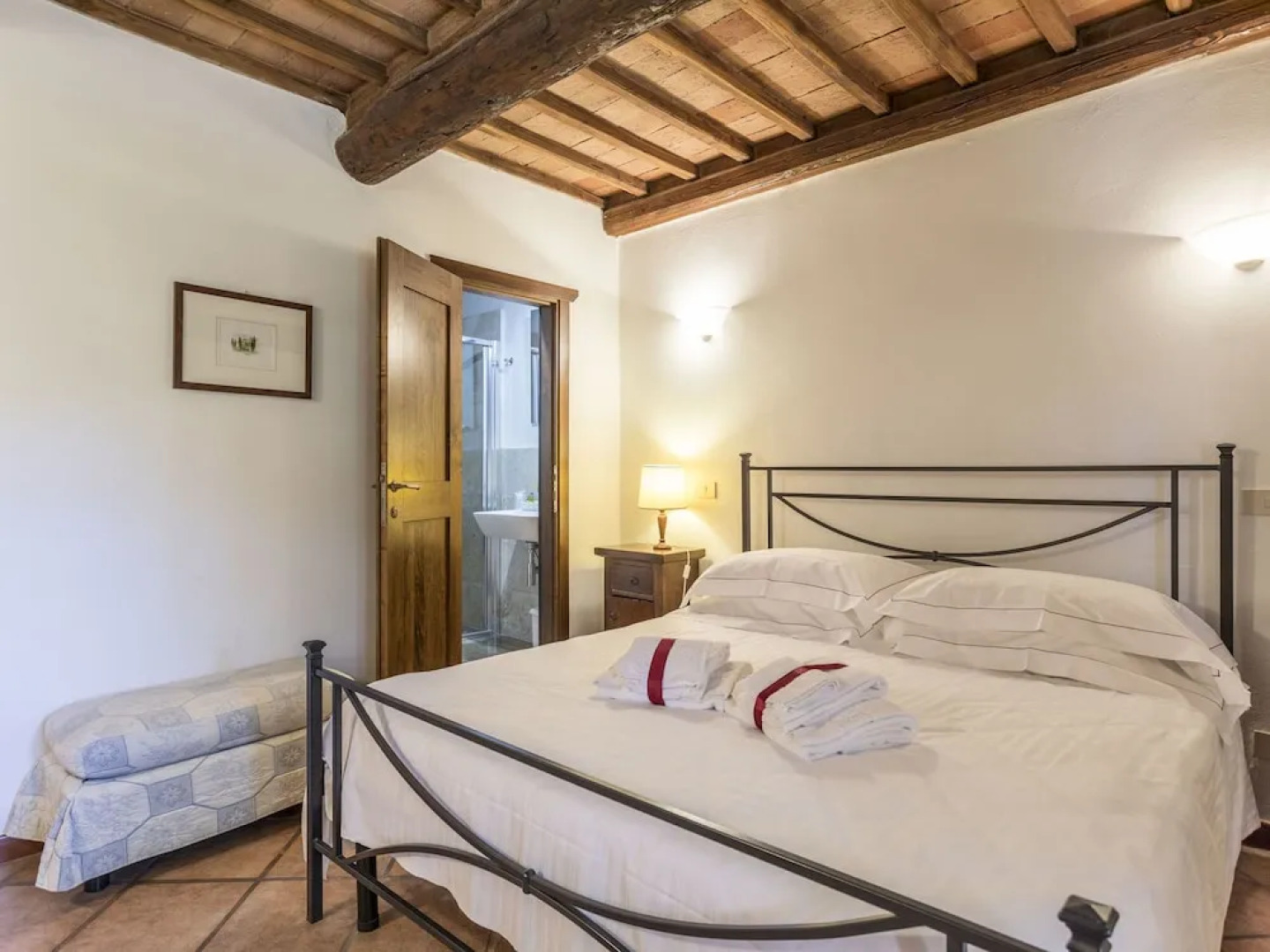 Spacious Holiday Home in Sovicille With Swimming Pool