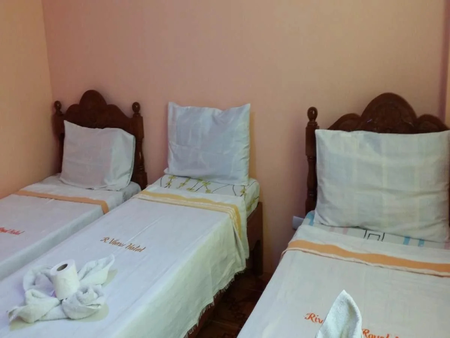 Riverview Royale Hotel