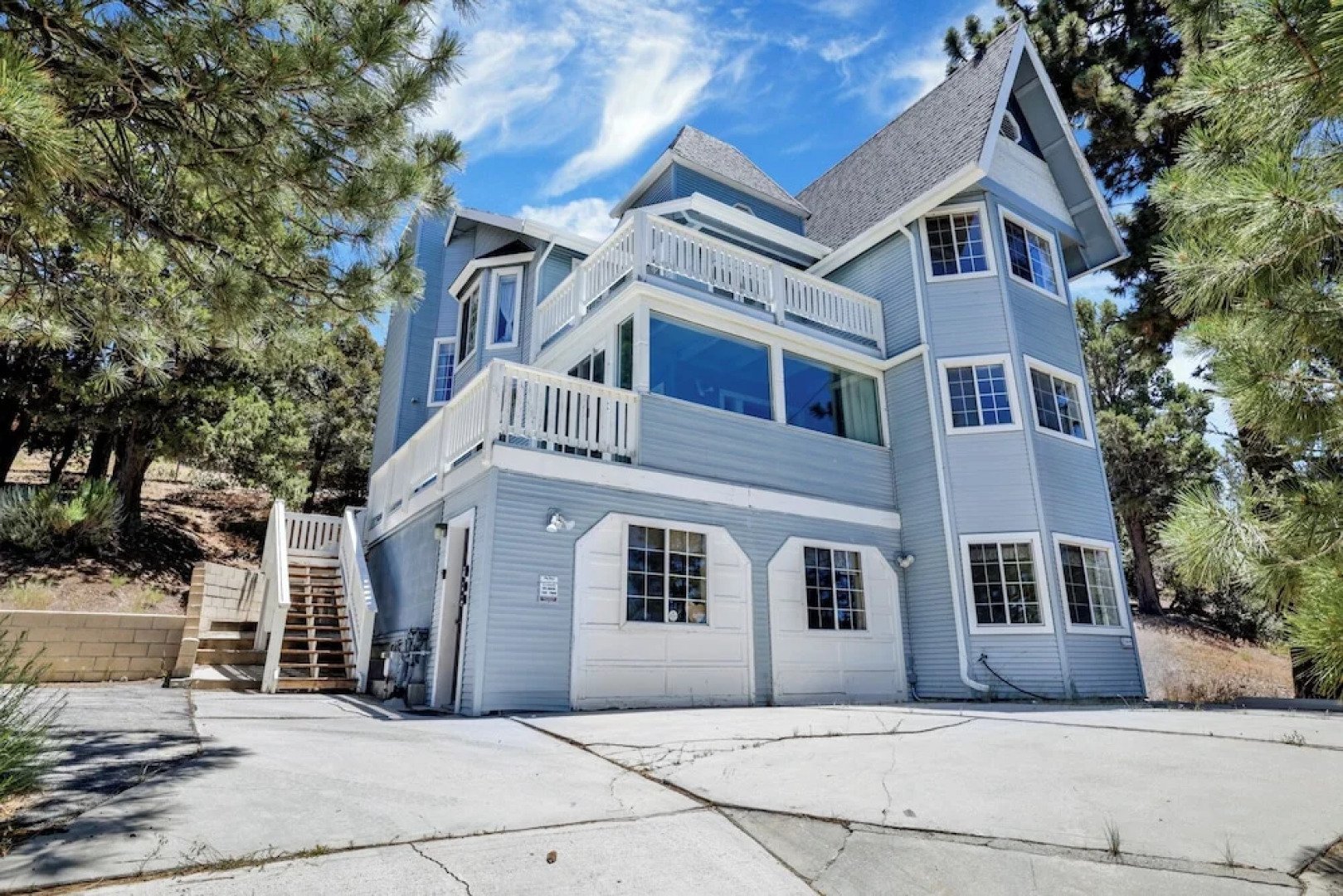 Chateau DE BIG Bear #2328