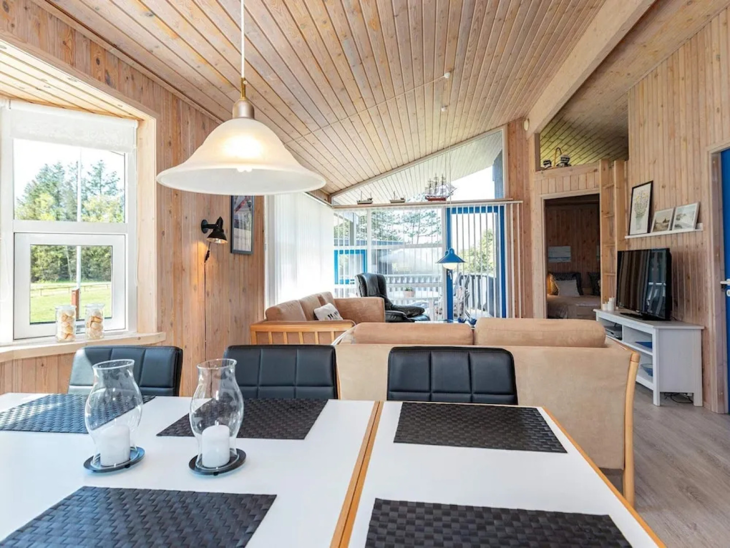 6 Person Holiday Home in Pandrup