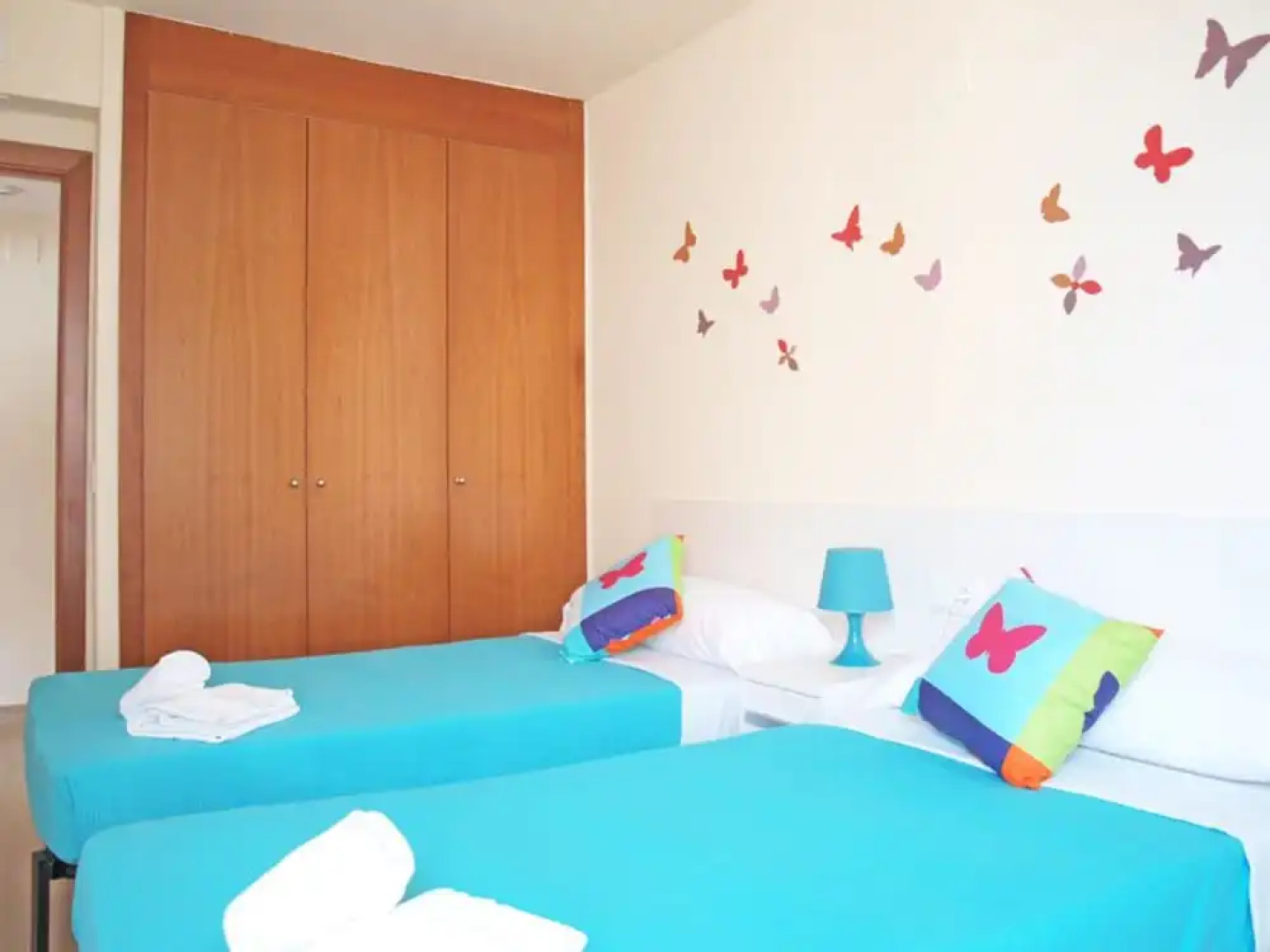 ApartUP Blue Opera View