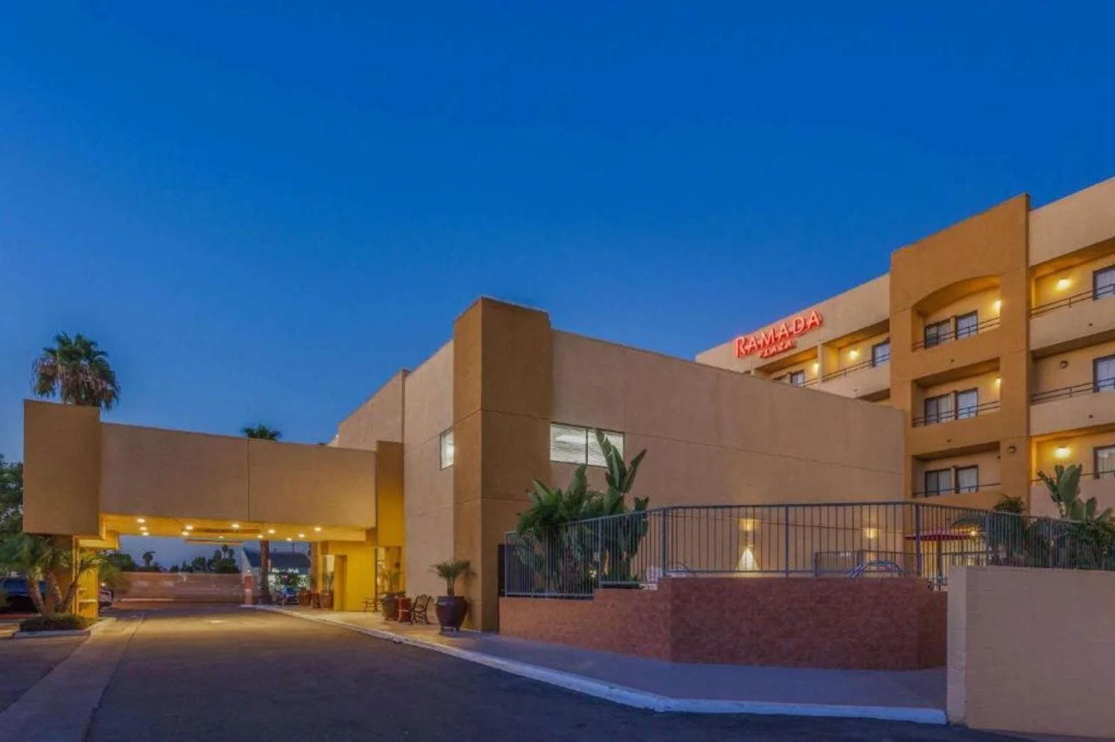 Ramada Plaza Garden Grove
