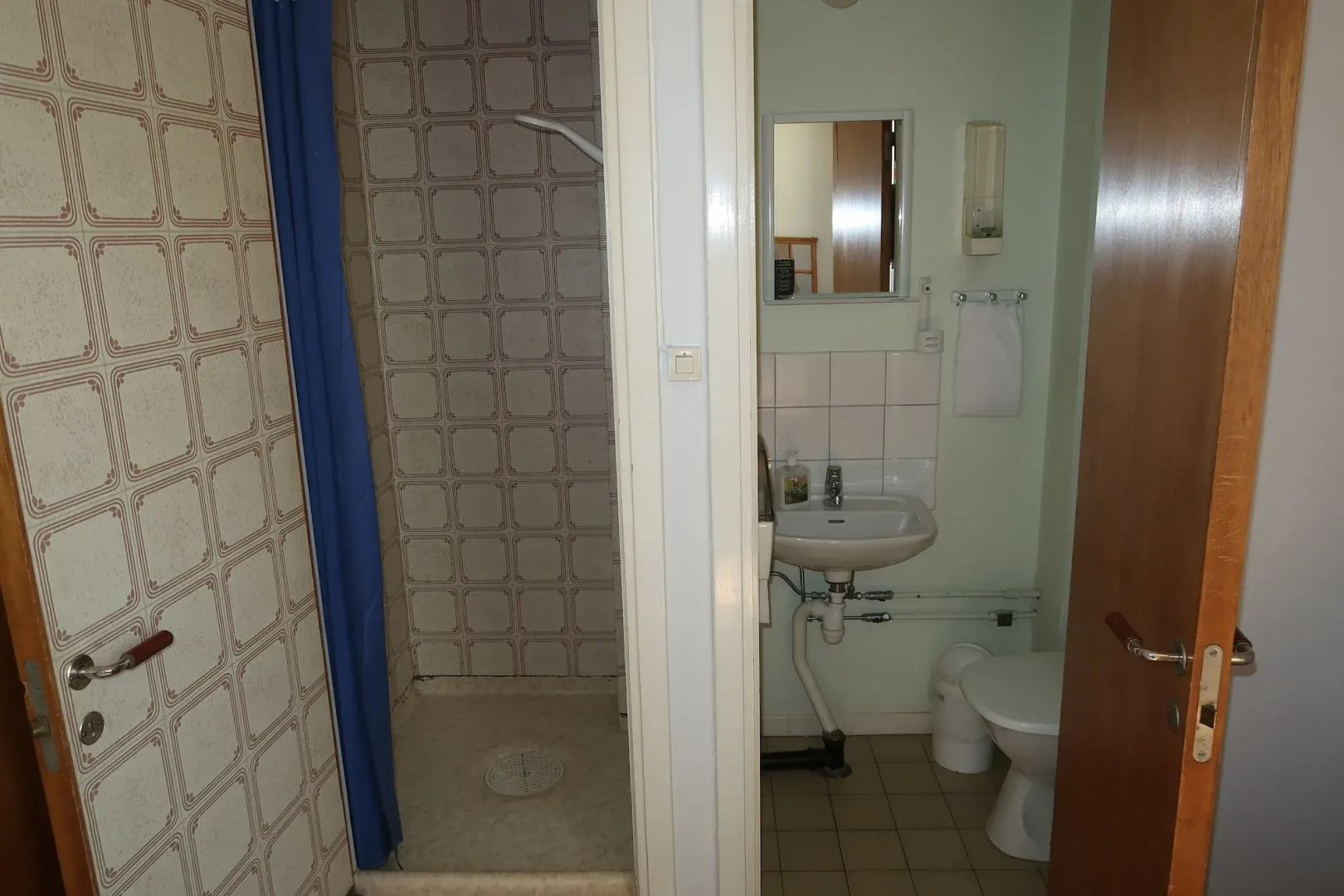 Hotel Aveny Bed & Breakfast