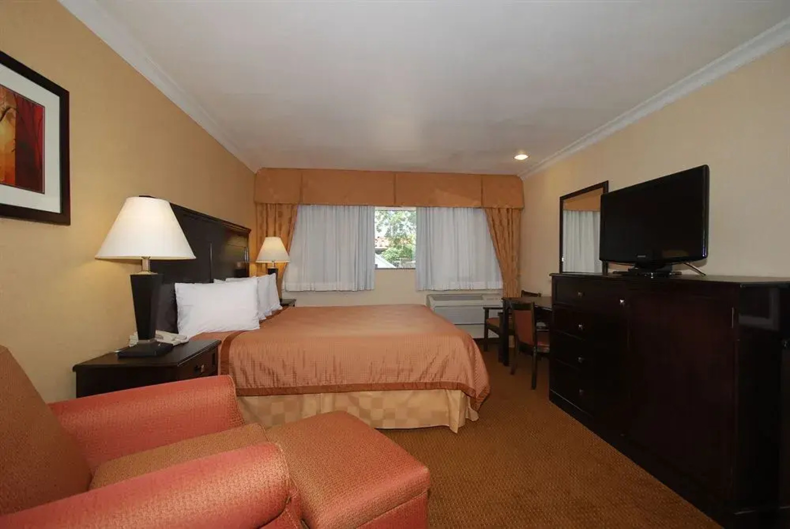 Pasadena Rose & Crown Hotel