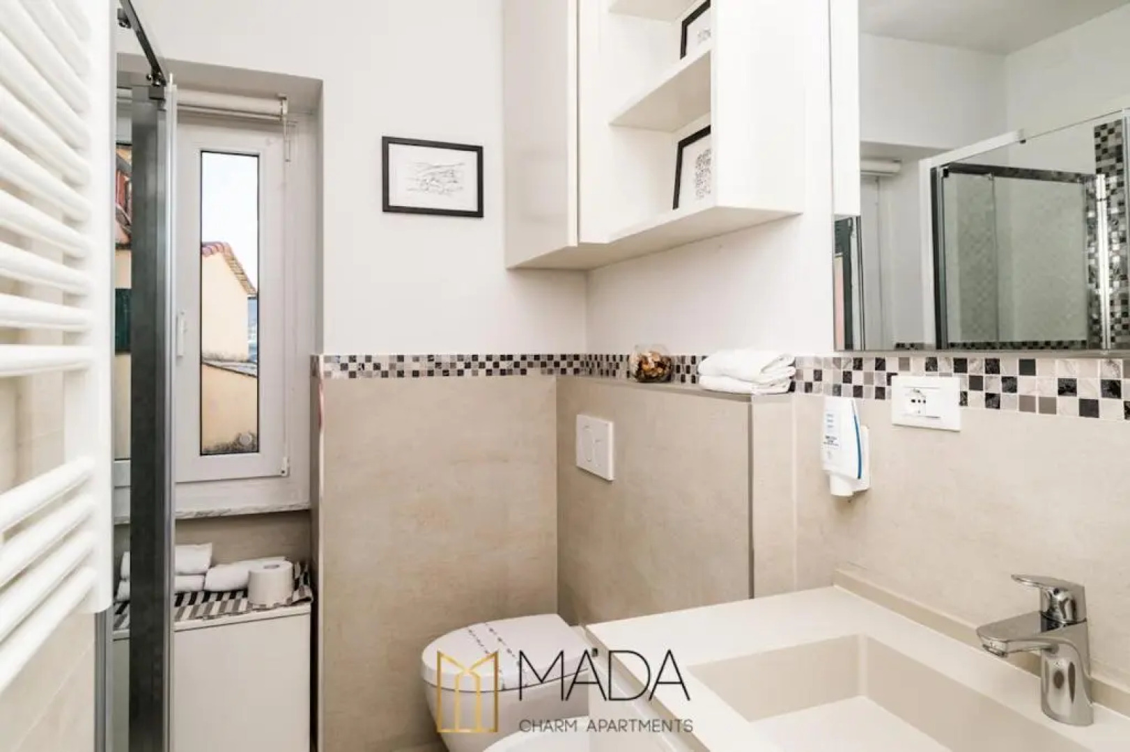 MaDa Charm Apartment Jacuzzi