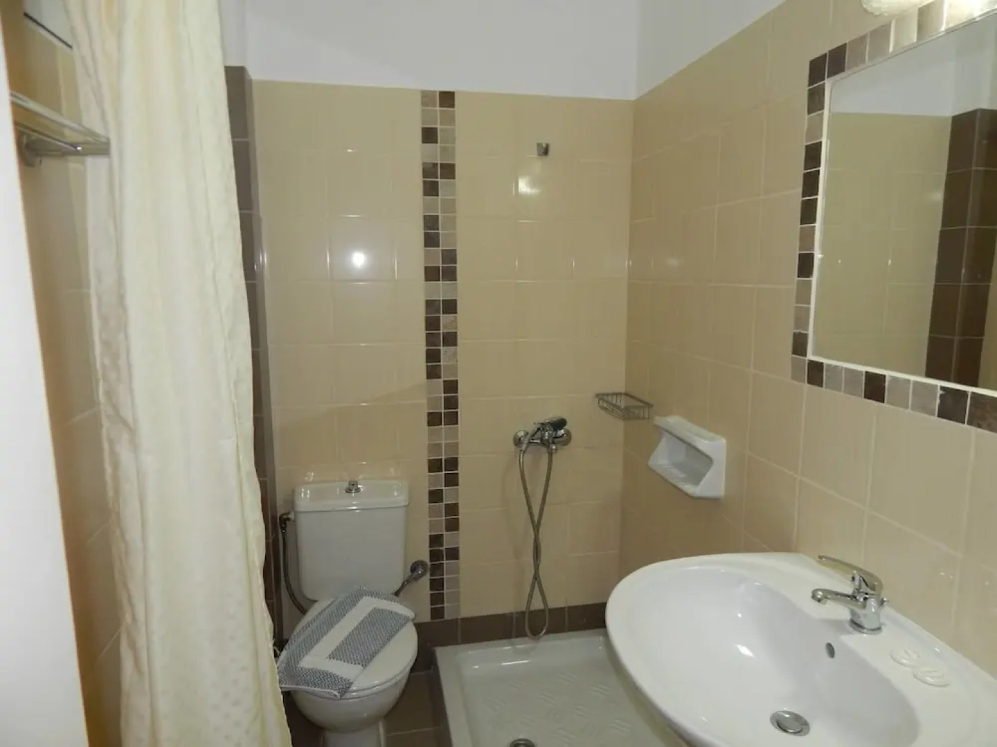 Hotel Kyani Akti & Angelos Apartments