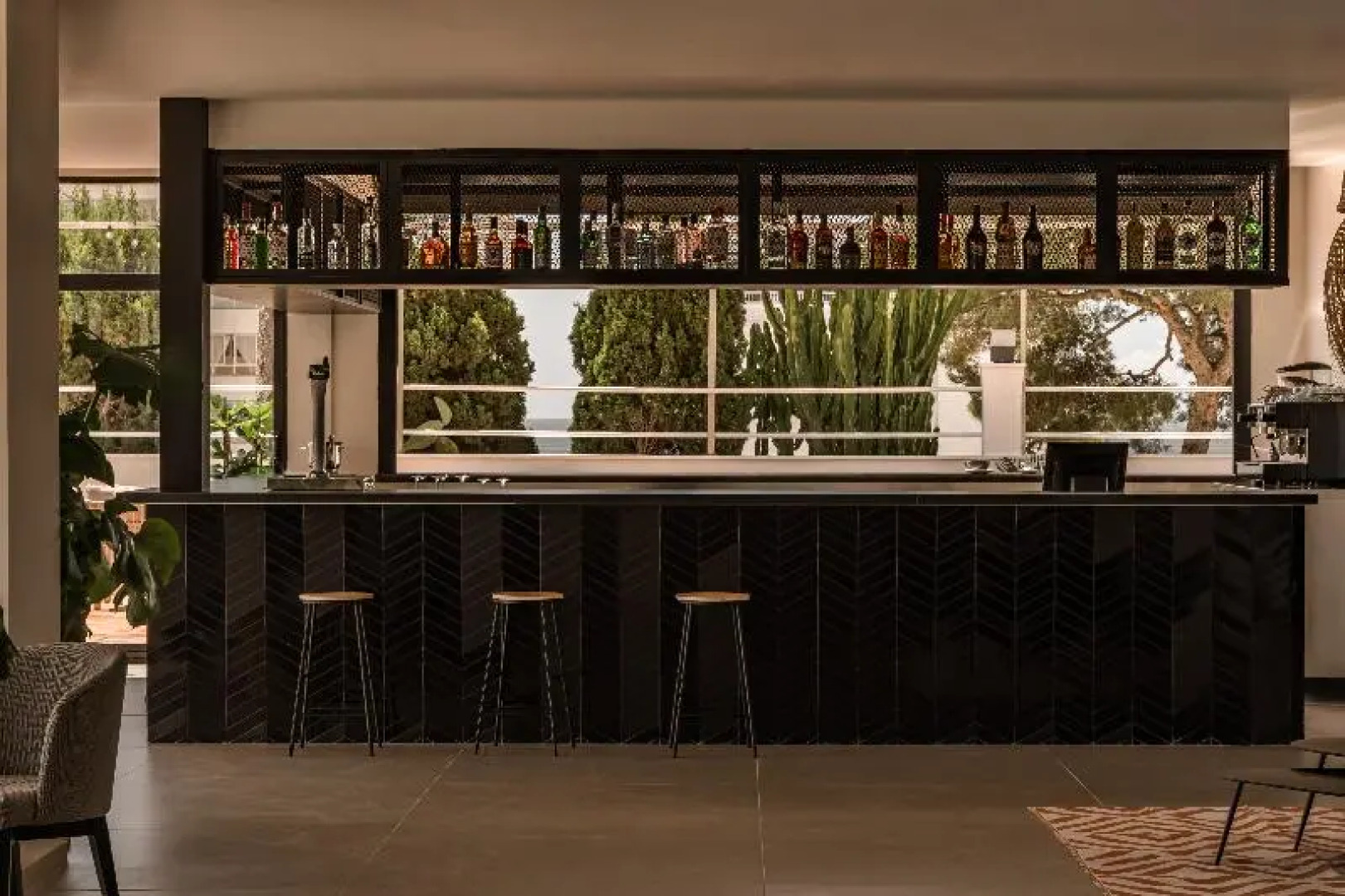 Отель Caramelo Calvia Beach