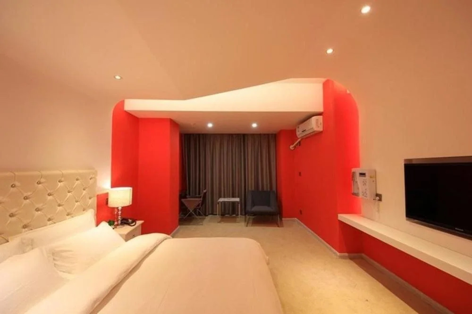 Luoyang Mubin Business Hotel