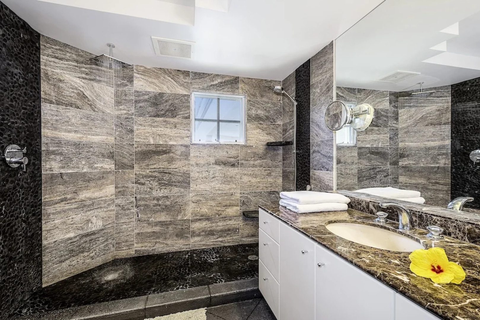 The Oasis 5 Bedrooms 5 Bathrooms Home