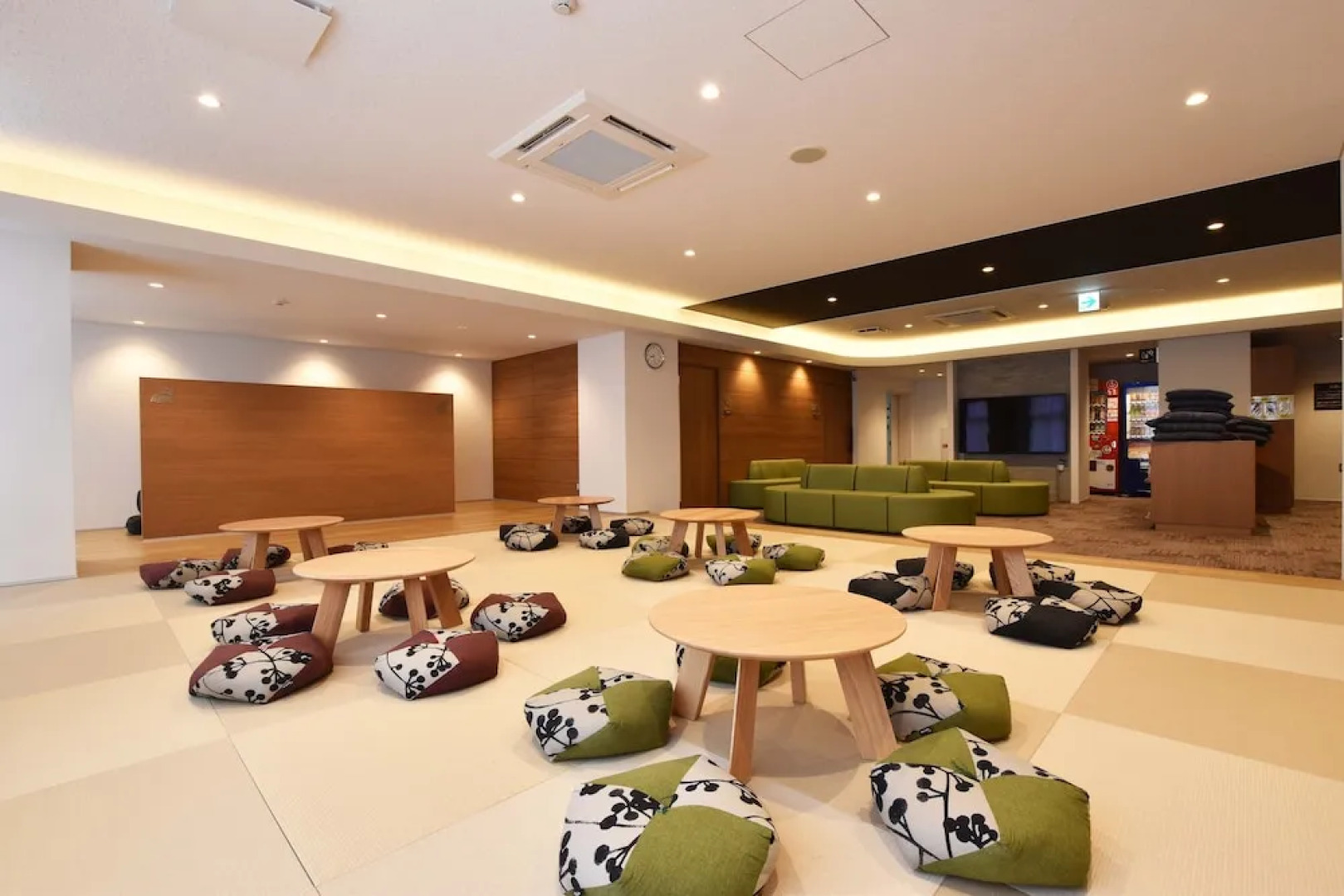 Nayoro Onsen Sunpillar