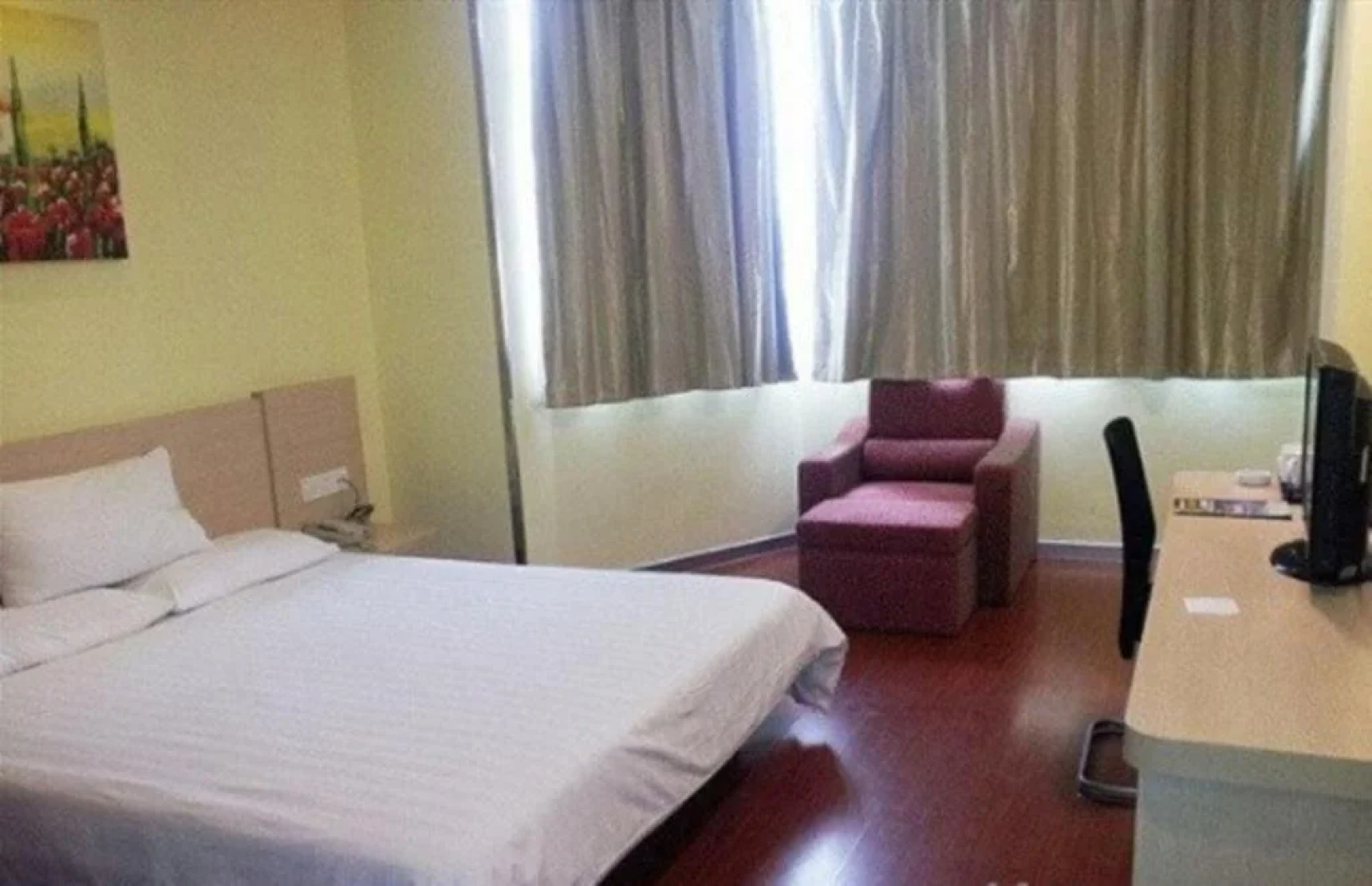 Tongren Huaxia Hotel