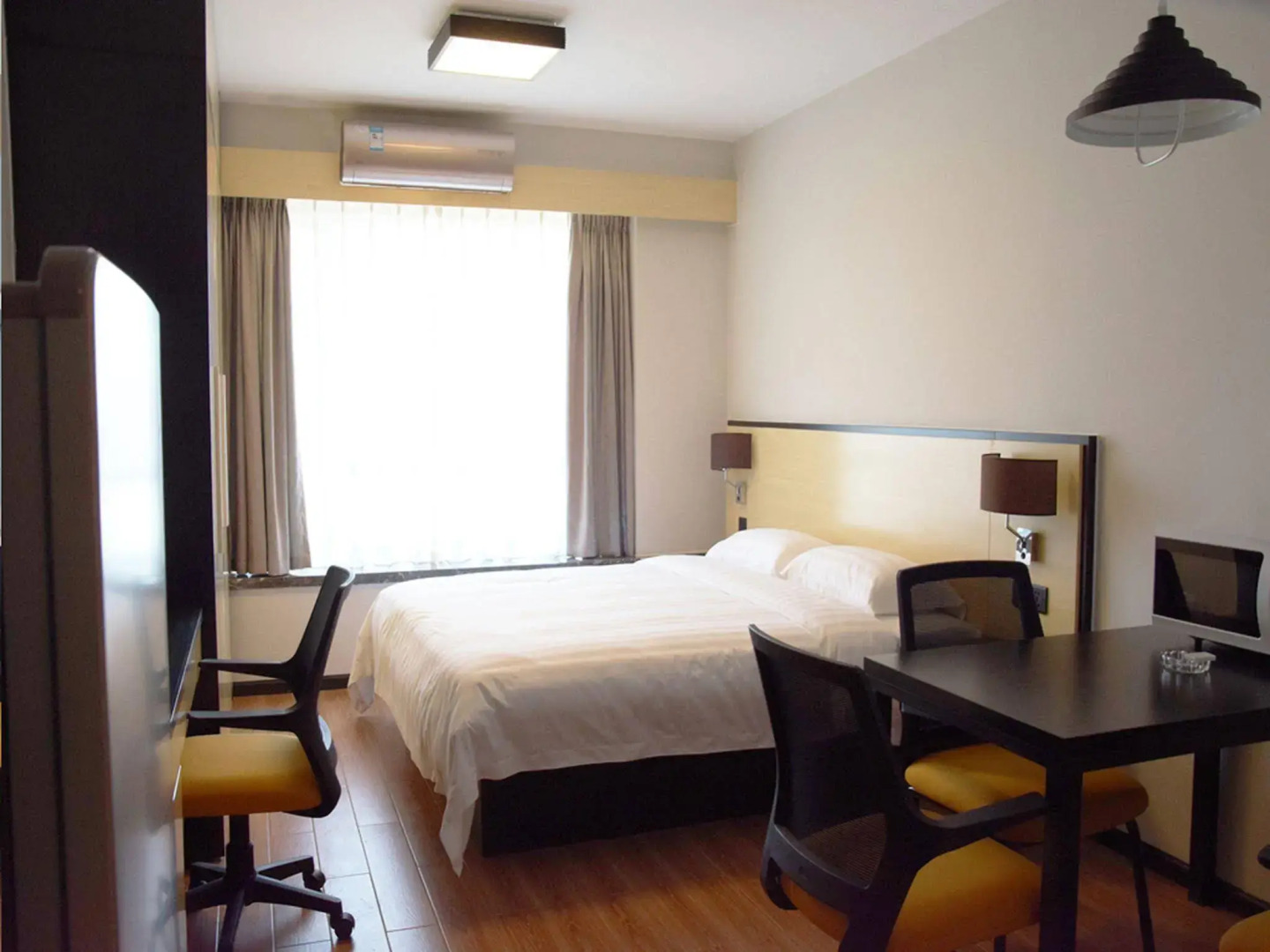 Rayfont Hotel & Apartment Chengdu