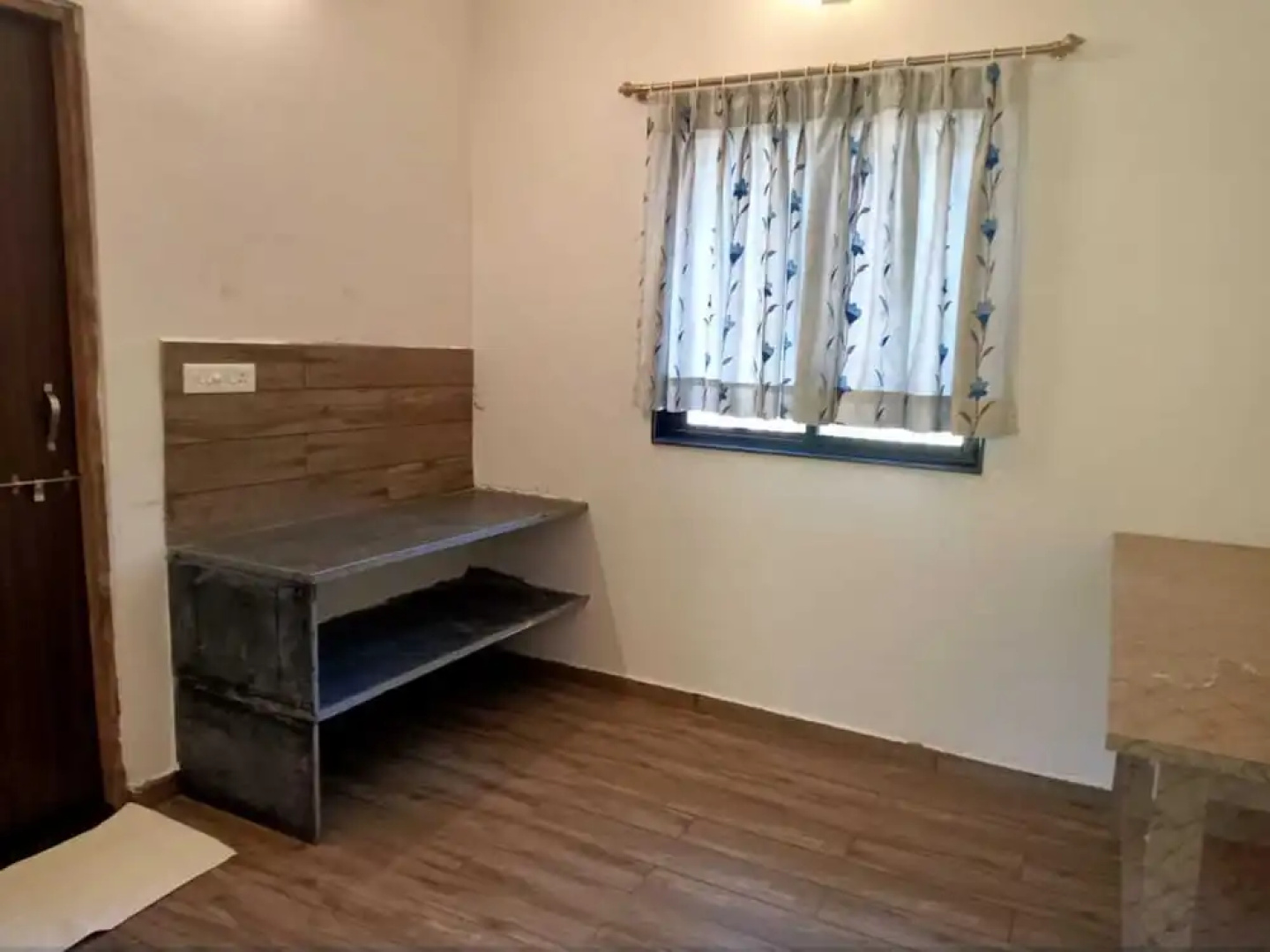 Vraksh Resort