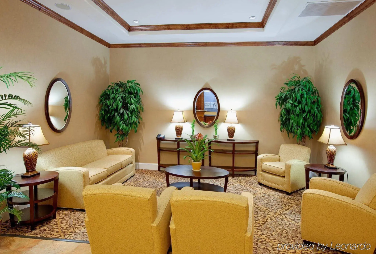 Holiday Inn Express Hotel & Suites Houston-Alvin by IHG