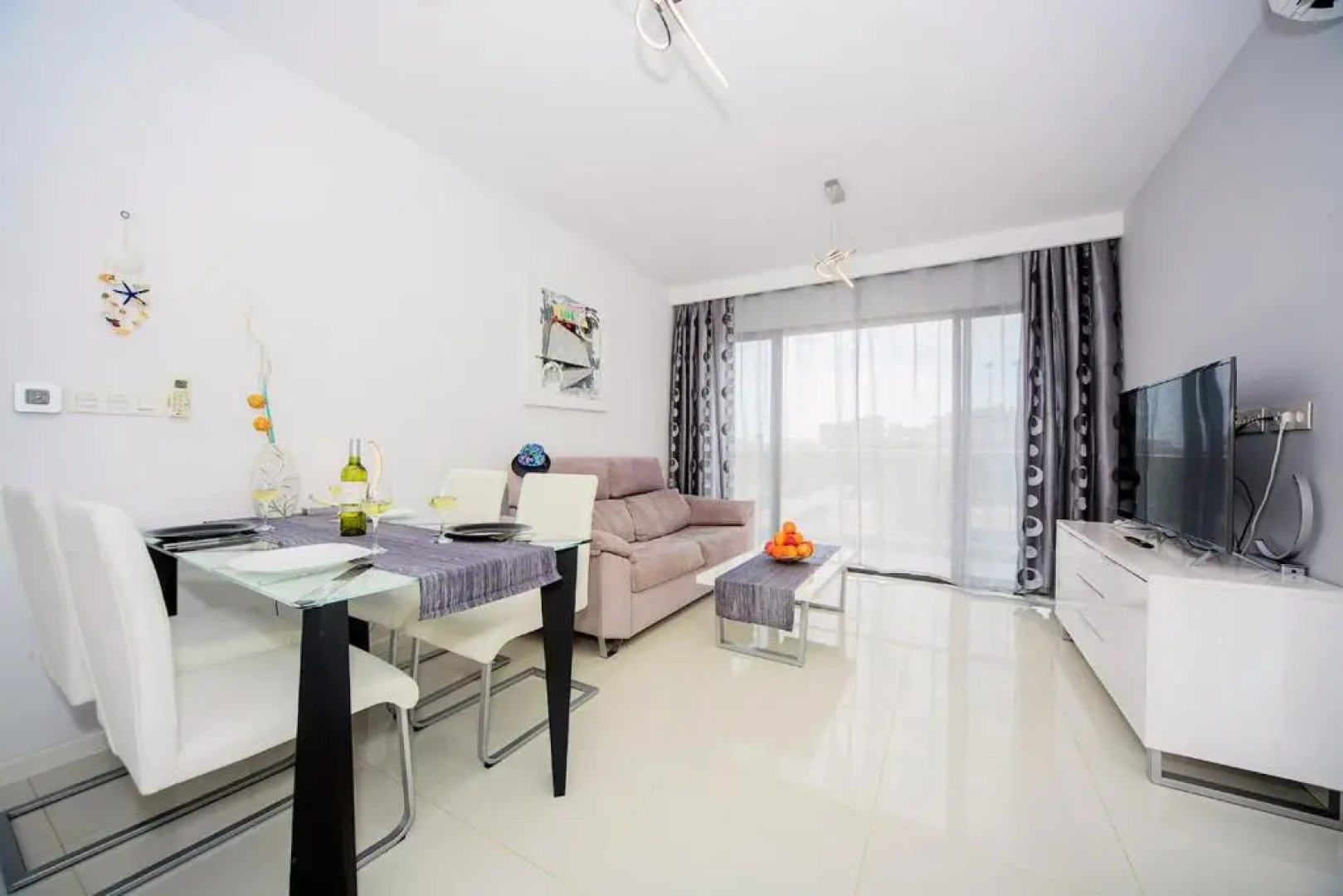 Penthouse 2 bedrooms in Mil Palmeras