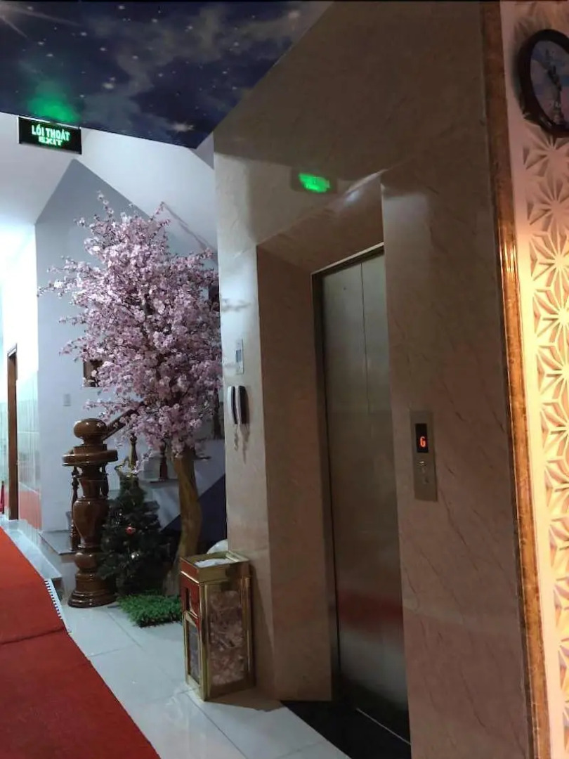 Phi Long Hotel