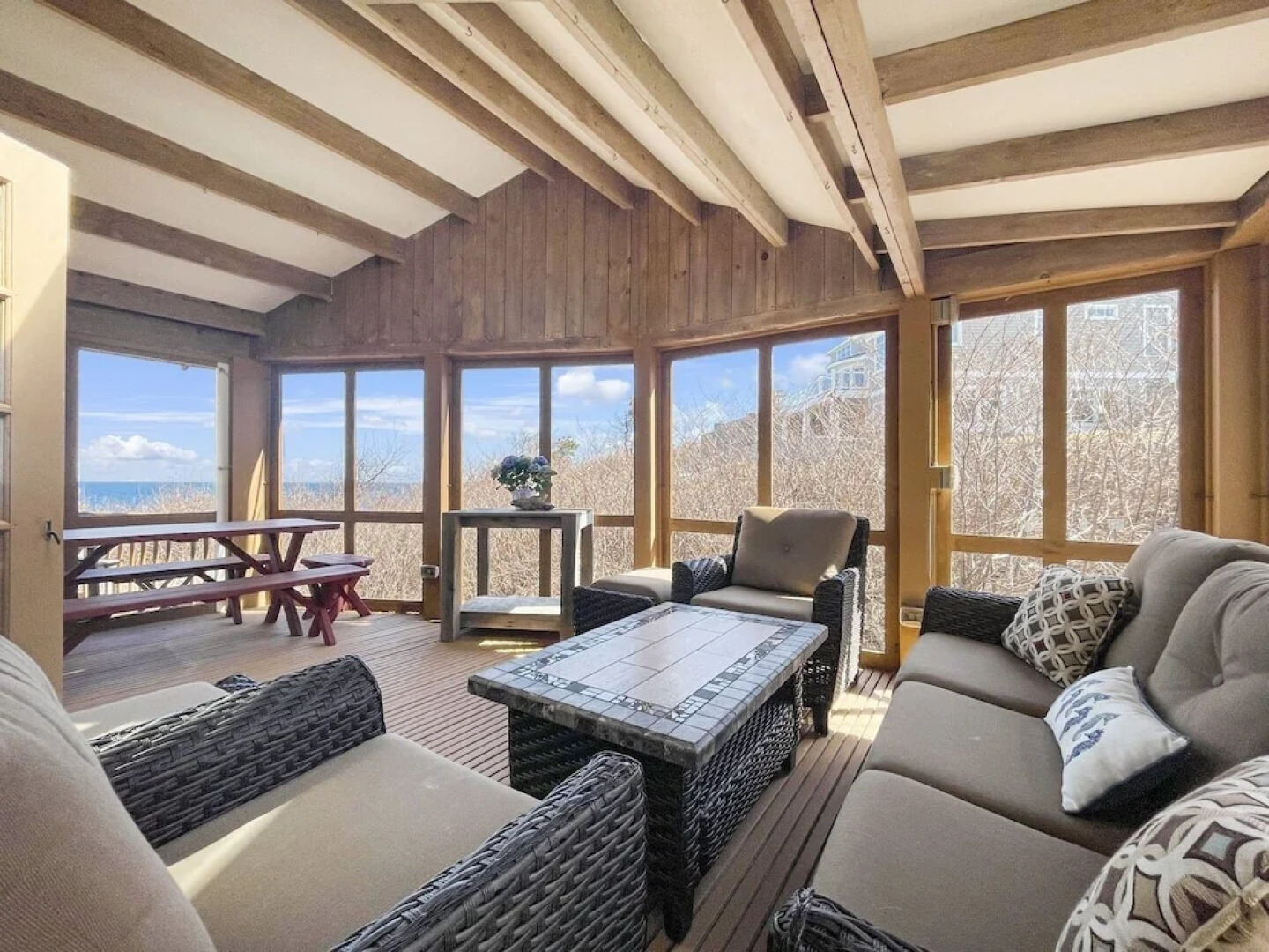 Ragged Rocks - Warm And Inviting Cottage With Uninterrupted Ocean Views 2 Bedroom Home by RedAwning