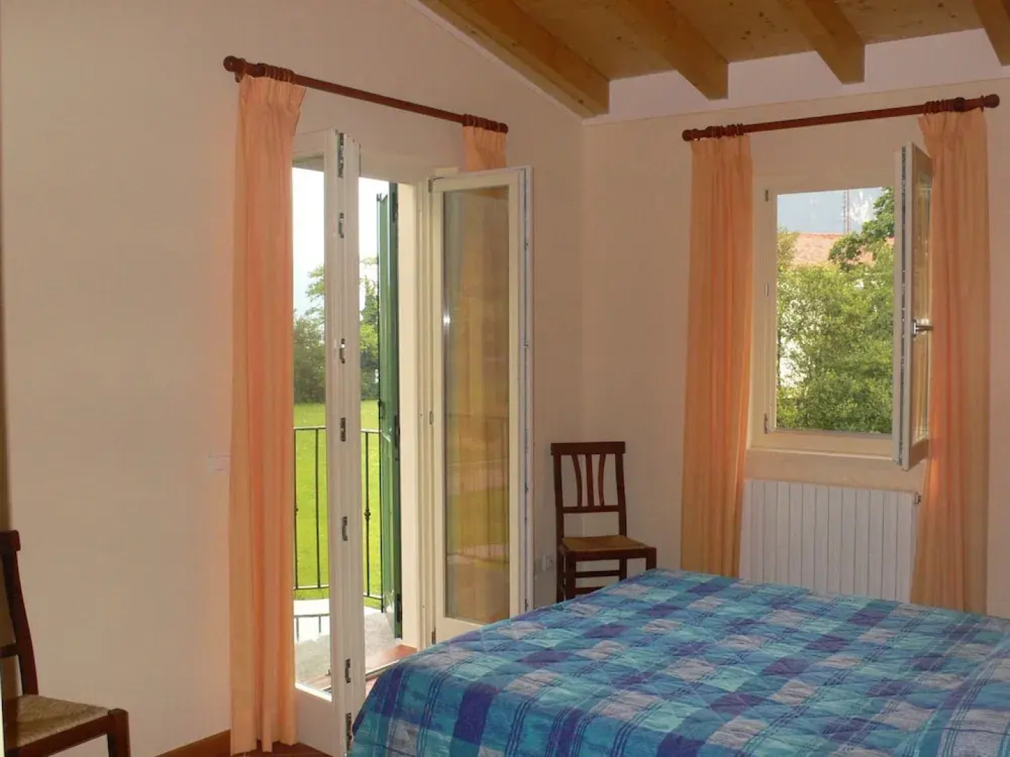 Apartment in Idro With Pool and Garden