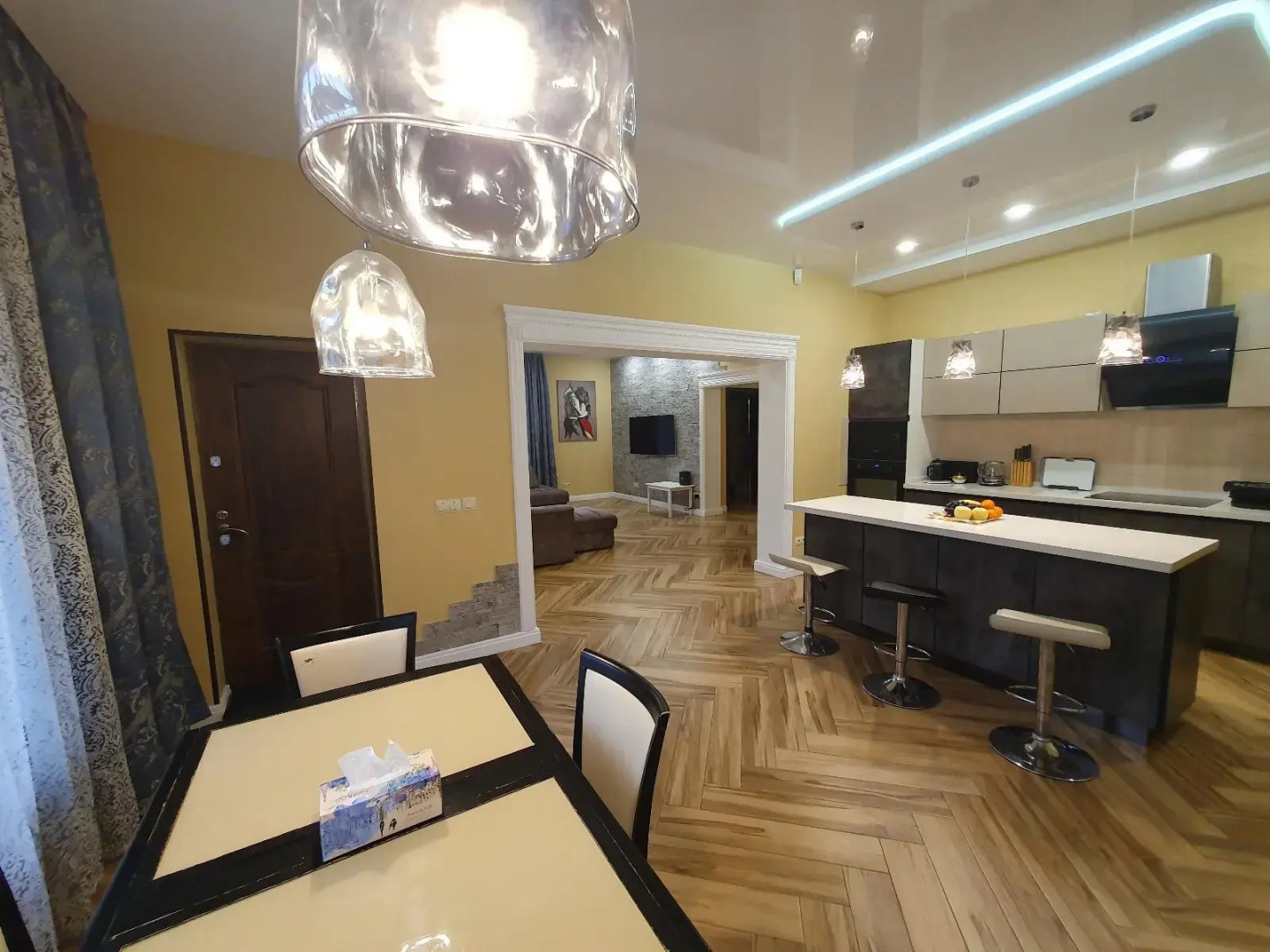 Дом на Бардина-Хуторской