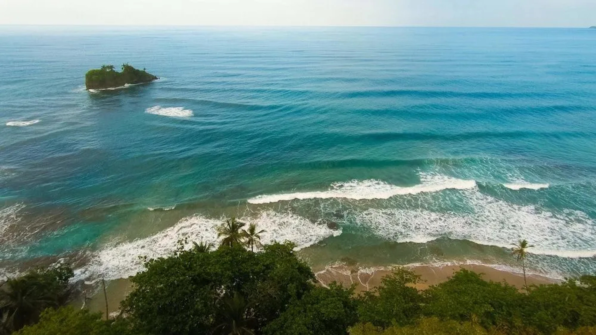 MI Casa Hostel & Hotel El Tesoro