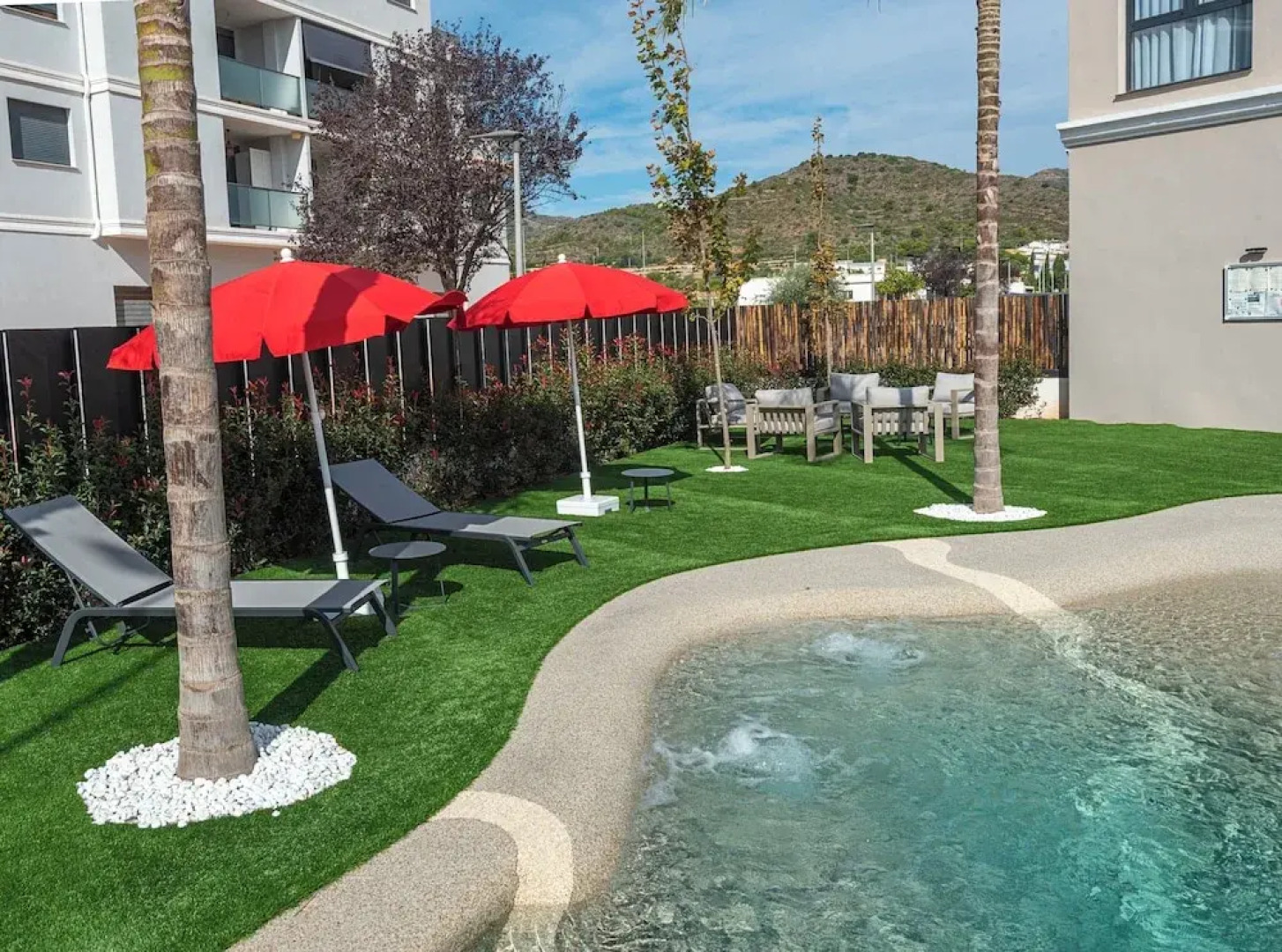 Hotel Sercotel Plana Suites