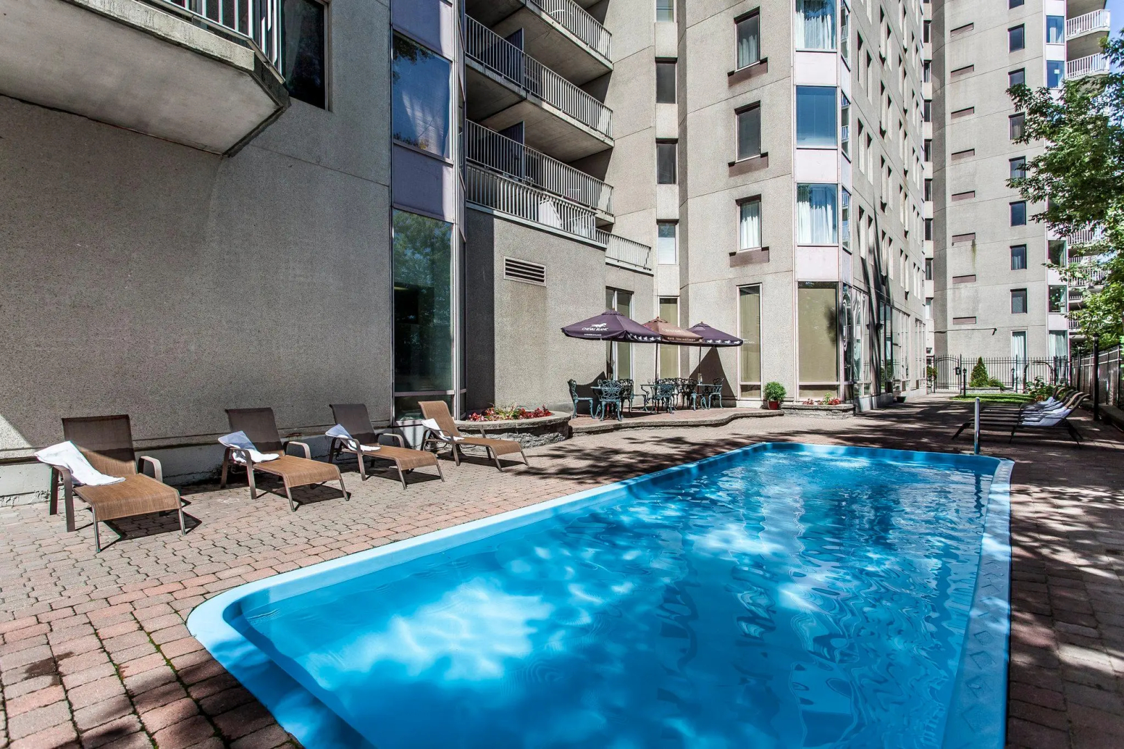 Le Nouvel Hotel