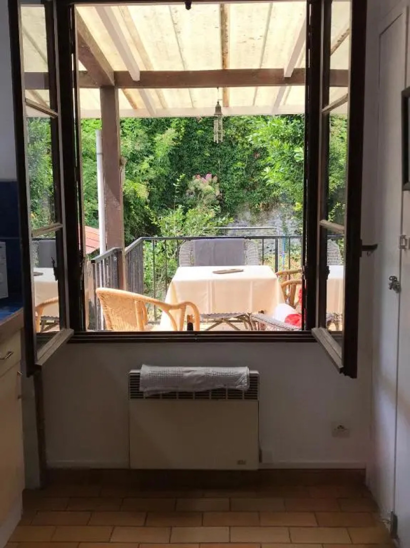 Dieppe centre charming spacious home for 2-8 guests