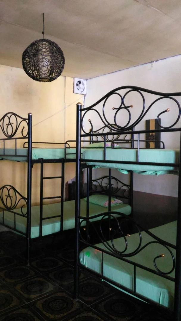 Supreeya Guesthouse - Hostel