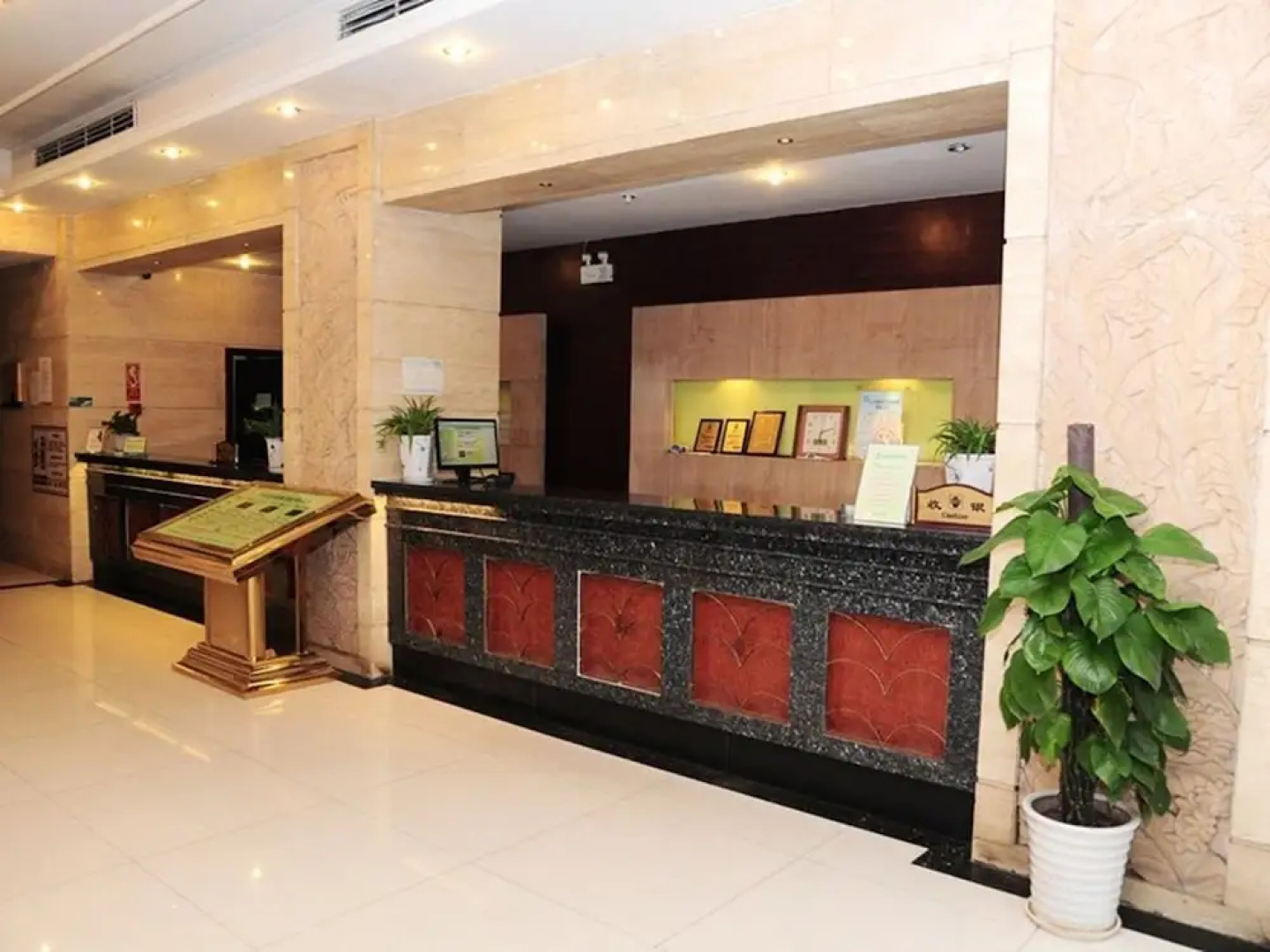 GreenTree Inn Tongling Yayuan