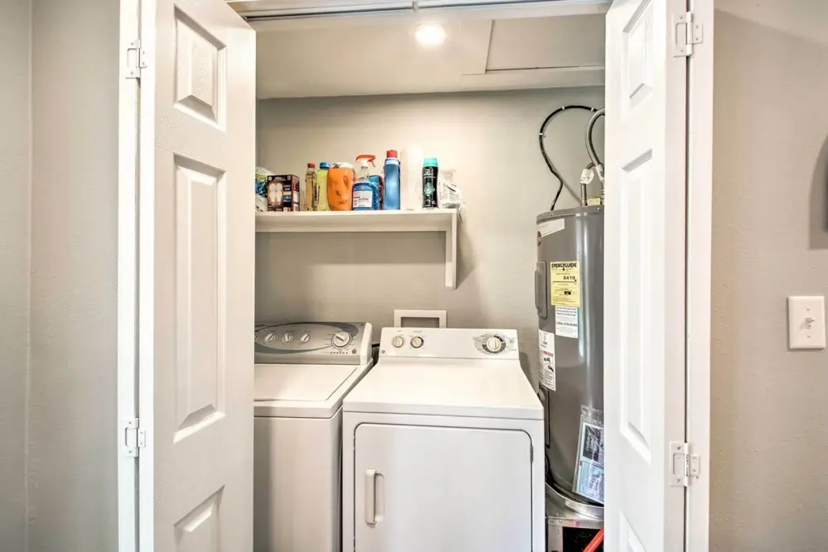 6 Mi to Nat'l Park: Pet-friendly Hot Springs Home