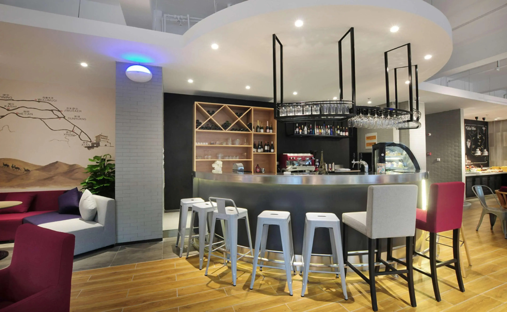 Отель Campanile Xi'an Bell Tower