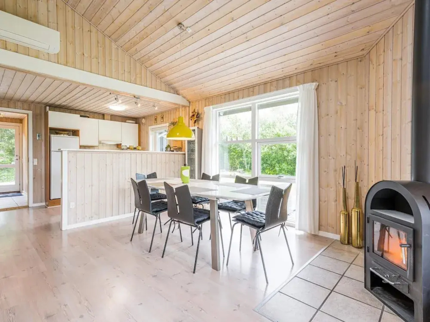 6 Person Holiday Home in Hemmet