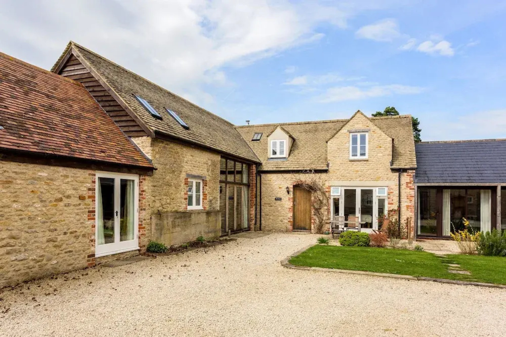 Vintage Barn Conversion near Faringdon
