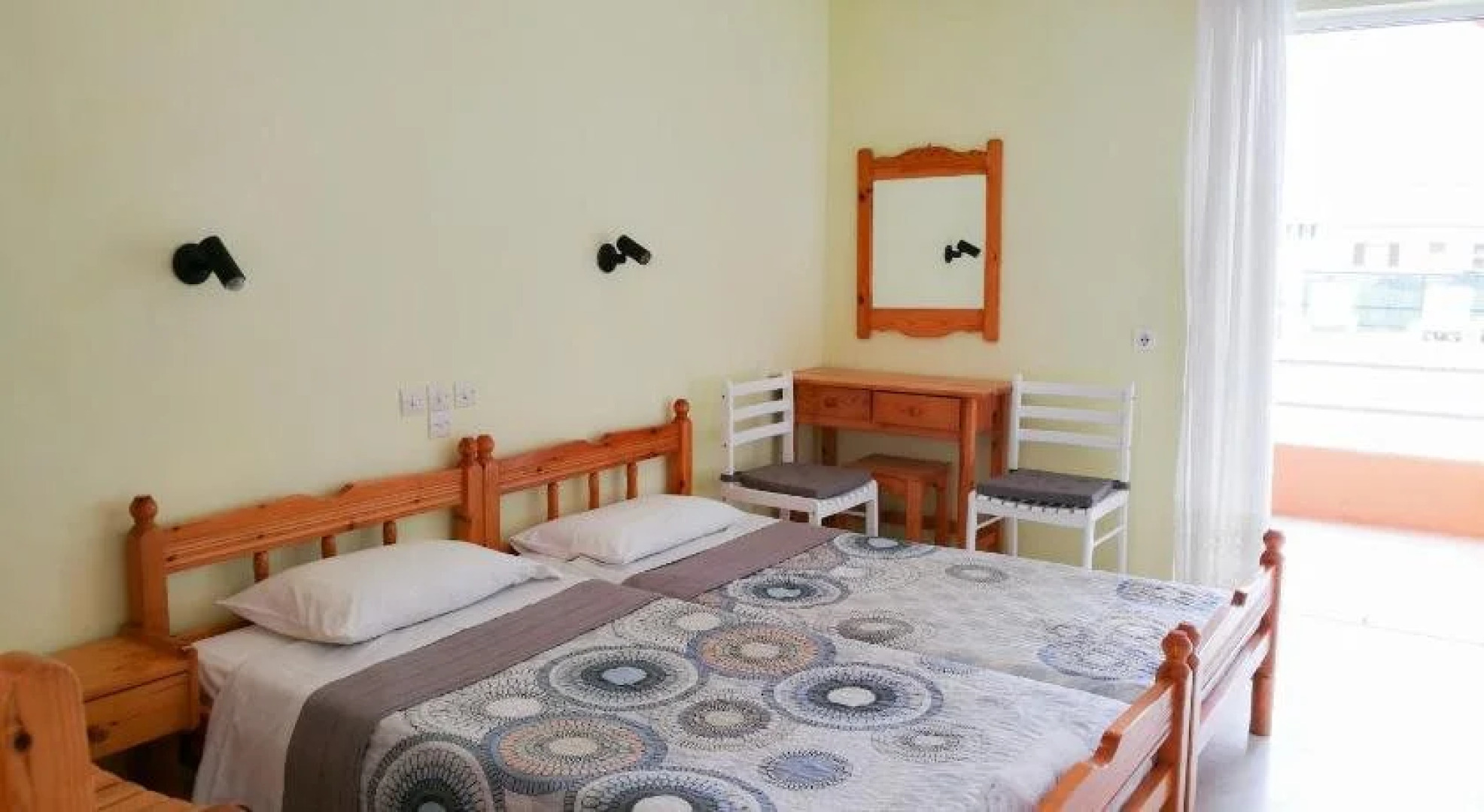 Valentinos Apartments