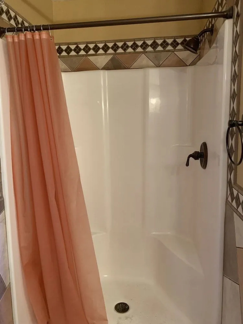 Tularosa Valley Lodge